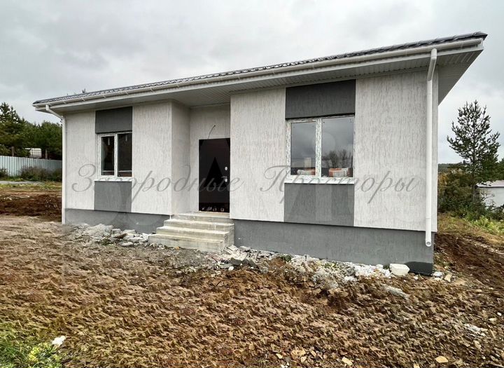 Коттедж 112 м² на участке 11 сот.