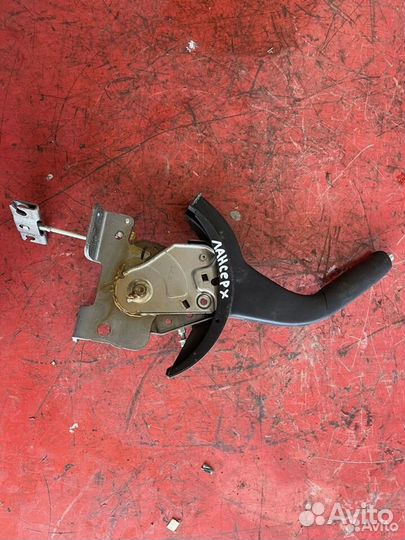 Ручник Лансер 10