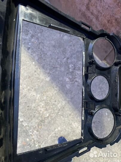 Консоль центральная LADA granta