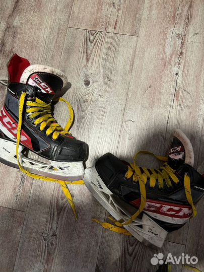 Коньки CCM jetspeed ft485 Yt