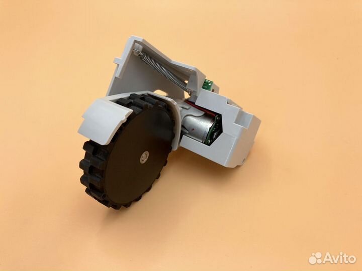 Левое колесо пылесос Xiaomi Vacuum-Mop Mijia 1C