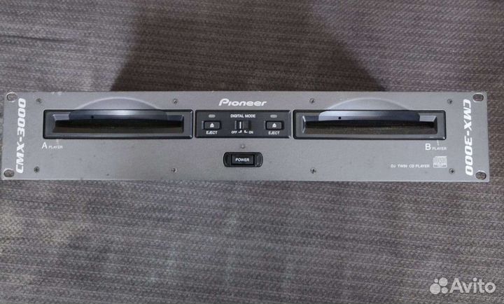 Диджей станция pioner