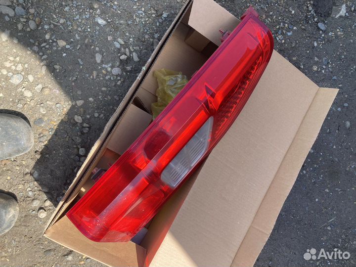 Фонарь задний Ситроен berlingo