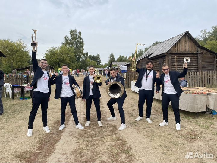 Музыканты на мероприятие
