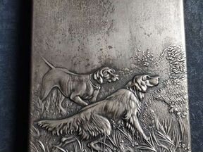 Накладка на бювар "Охотничьи псы" серебро 875
