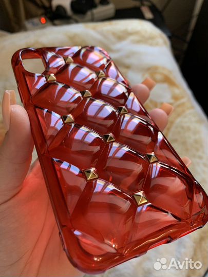 Чехлы на iPhone XS