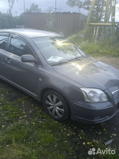 Toyota Avensis, 2003