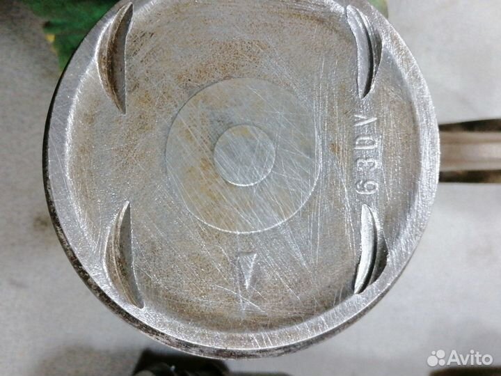 Поршень с шатуном 4G63 для Mitsubishi Outlander 1