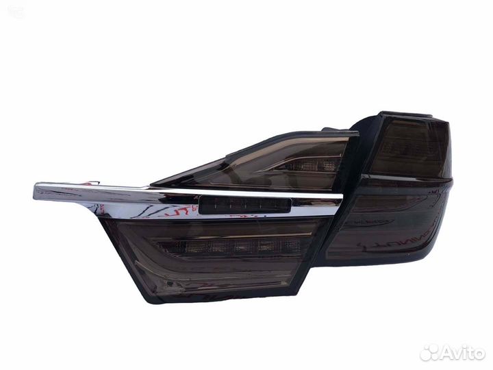 Фонари задние стопы Toyota Camry 55 P8091