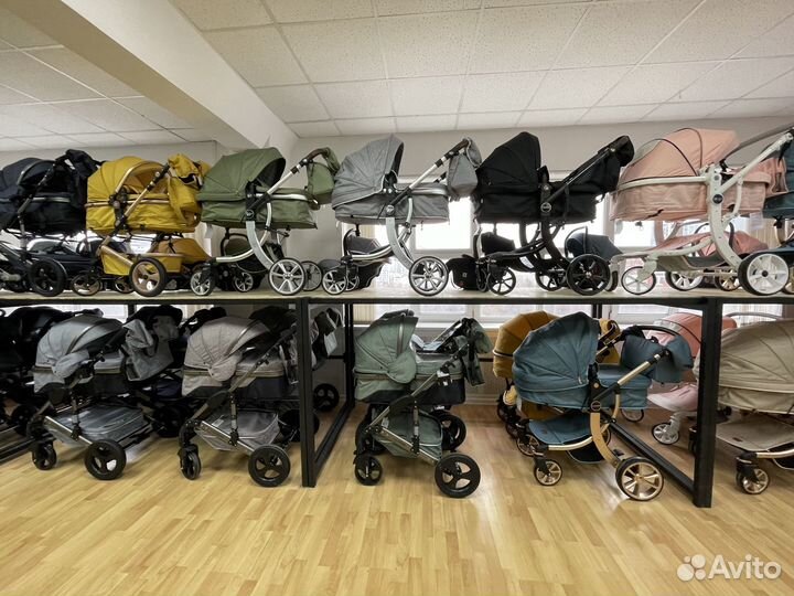 Коляска 3 в 1 и 2 в 1 новая