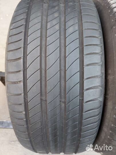 Michelin Primacy 4 235/45 R17 97W