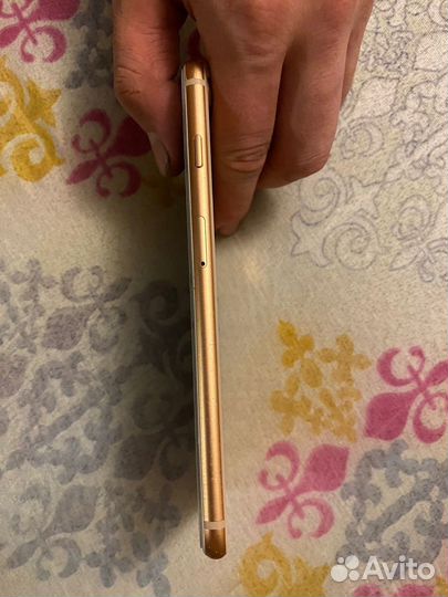 iPhone 8 Plus, 64 ГБ