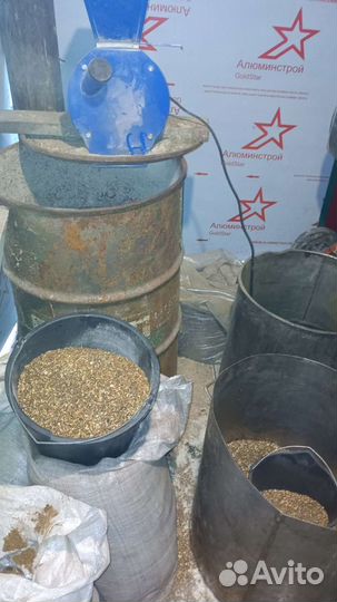 Домашние куриные яйца