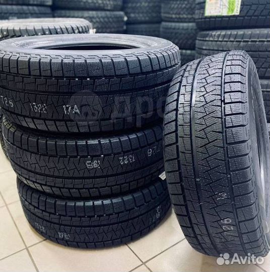 Pirelli Formula Ice FR 225/50 R17