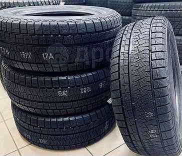 Pirelli Formula Ice FR 225/50 R17