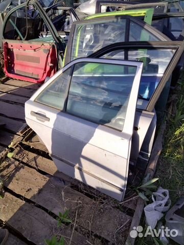 Дверь на Мерседес Бенц 190