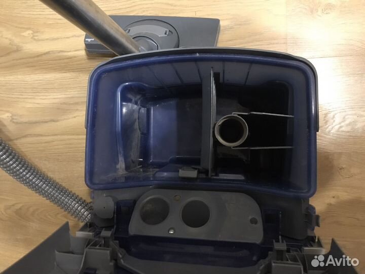 Моющий пылесос zelmer