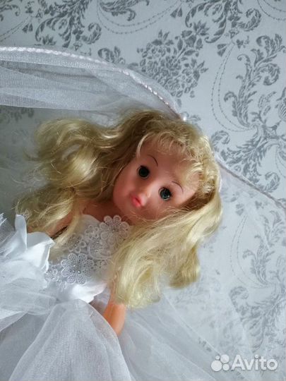 Свадебная кукла