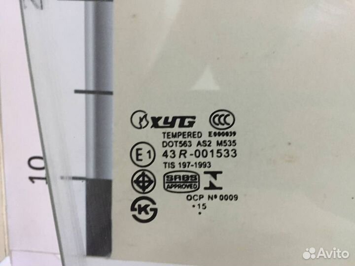 Стекло двери передней правой Toyota Corolla E150 2