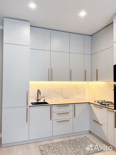 Угловая кухня на заказ