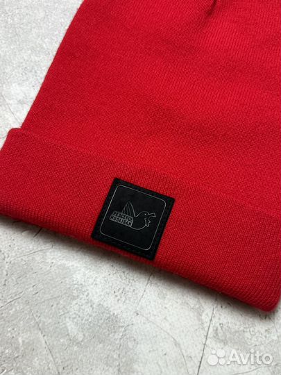 Шапка Peaceful hooligan как Weekend