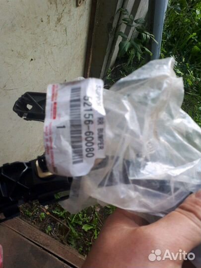 Кронштейн бампера зад лев прав Toyota Land Cruiser