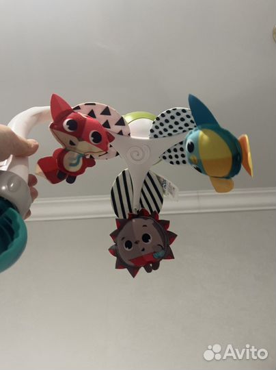 Мобиль на кроватку Тини love