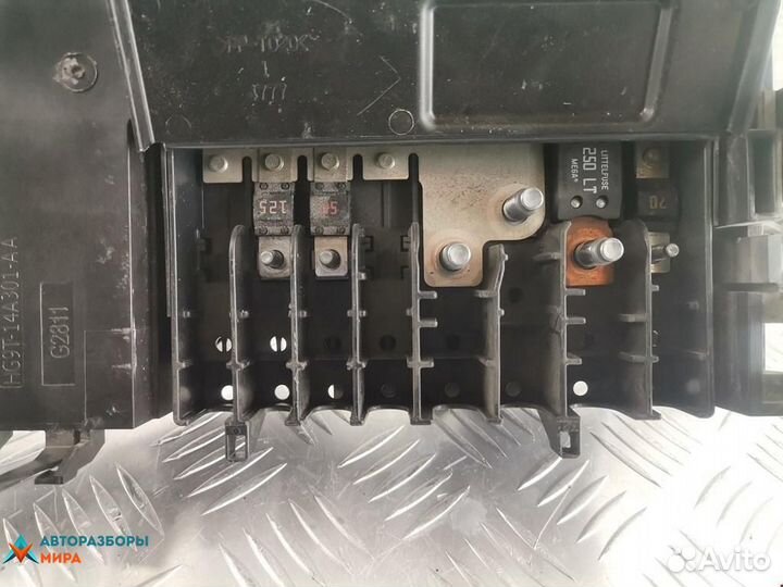 Блок предохранителей Ford Fusion 2018 HG9Z14A068-A