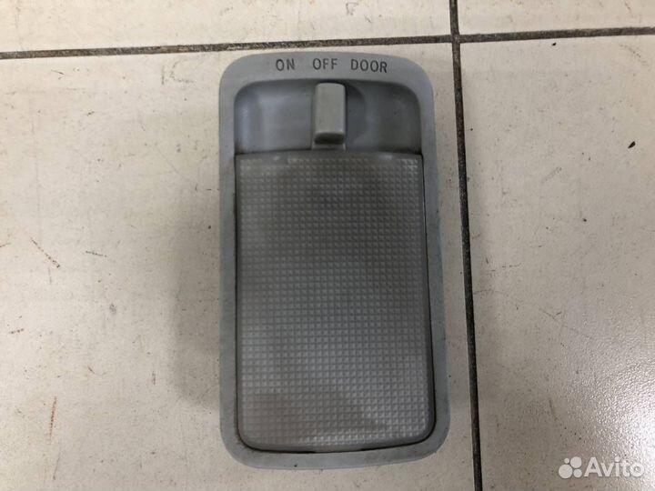 Плафон салонный Toyota Corolla E120 2001-2007