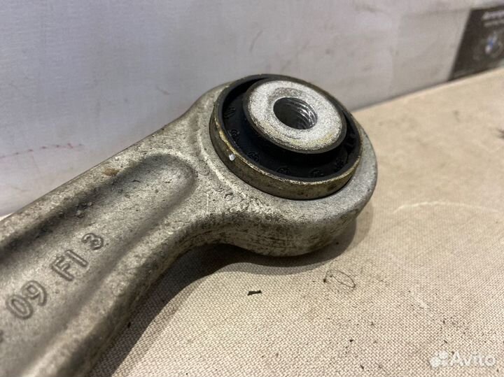 Рычаг задний правый Mercedes C180 C204 271.820