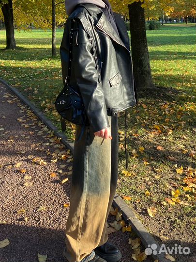 Кожаная куртка черная