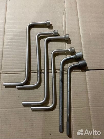 Ключ балонный BMW