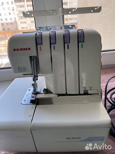 Оверлок Family ML645D