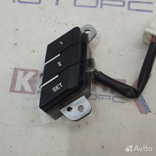 Выключатель регулировки положения сидения hyundai