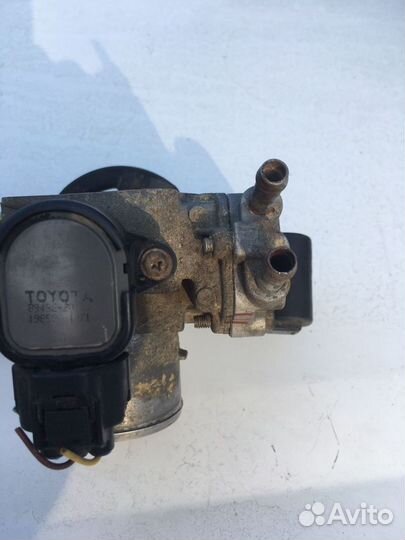 Дроссельная заслонка1NZ-FE