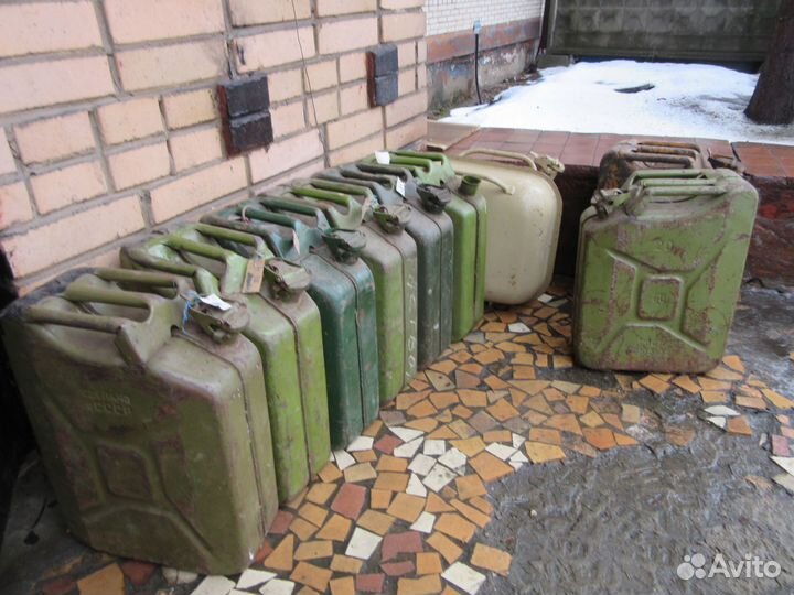 Канистра стальная 20л