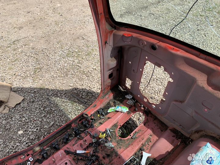 Четверть кабины левая передняя часть Renault T