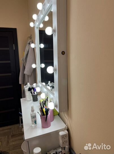 Гримерное зеркало