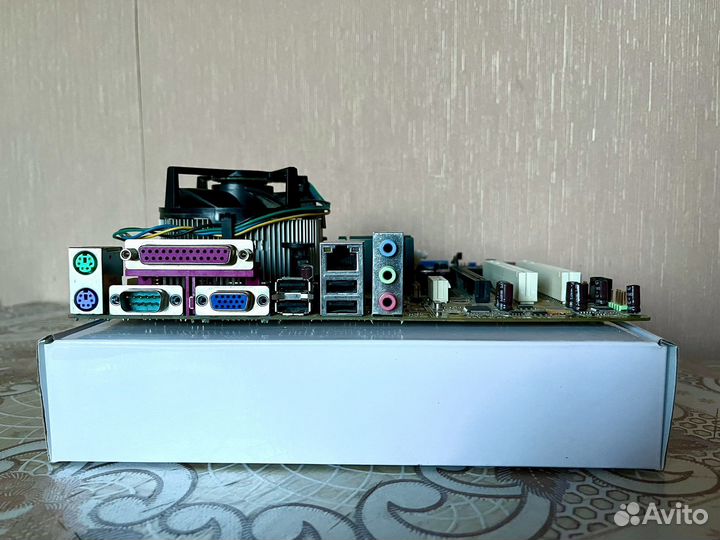 Pentium Dual Core E2200 + мат плата S-775 + кулер