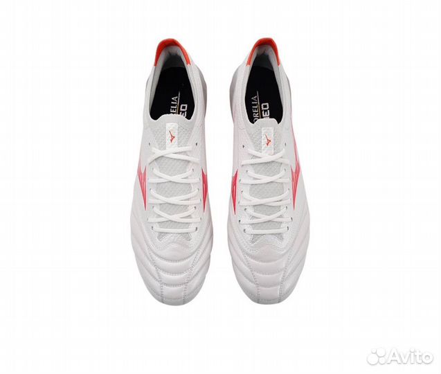 Футбольные бутсы mizuno morelia