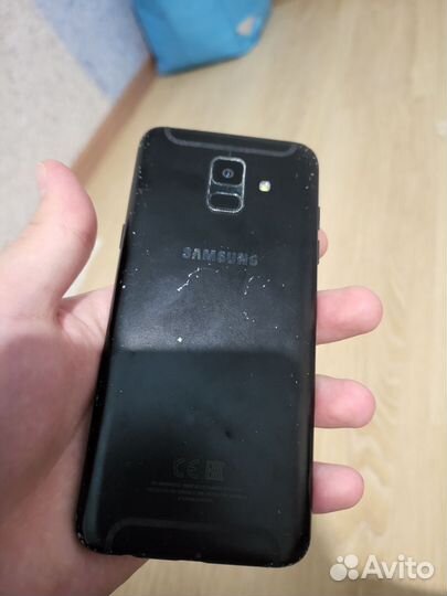 Samsung Galaxy A6, 3/32 ГБ