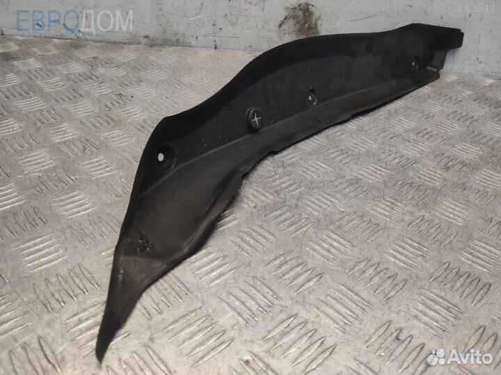 Накладка правая на mercedes W205 s1140518