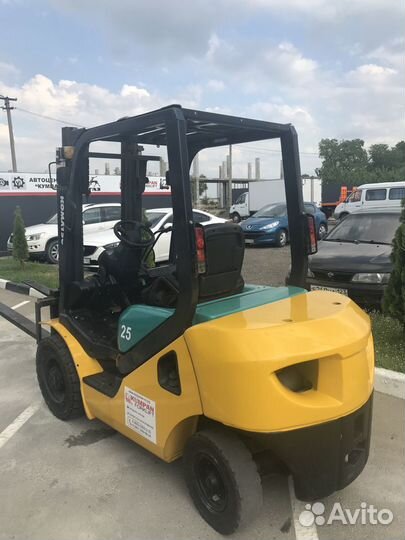 Вилочный погрузчик Nissan PL02, 2009