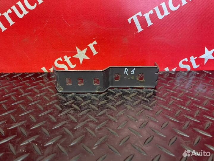 Кронштейн проводки Renault T, Volvo FH