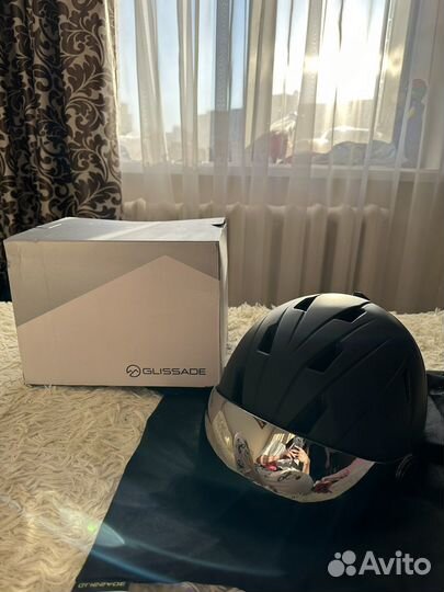 Горнолыжный шлем