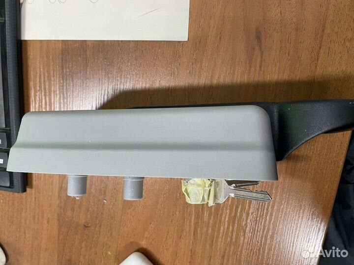 Ручка холодильной двери