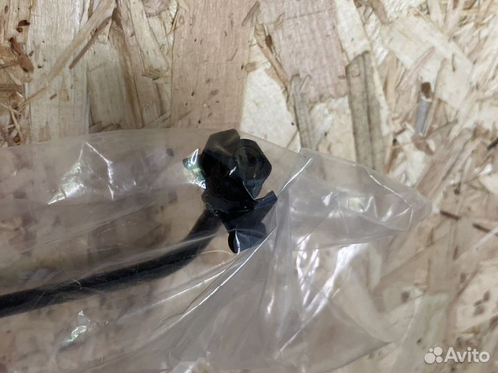 Freelander 2 трубка системы охлаждения