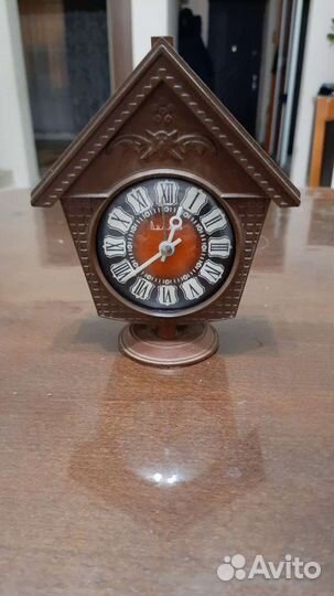 Будильники СССР Ереван, Слава, Янтарь