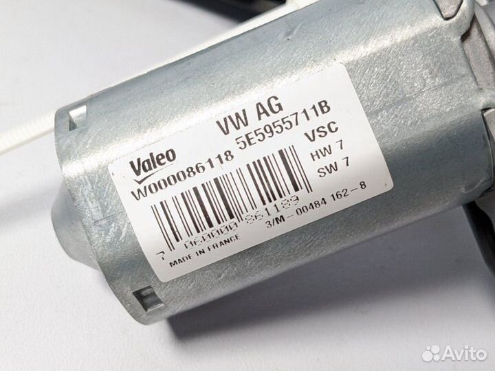 Моторчик дворников задний Skoda Rapid 1.6 CWV 110