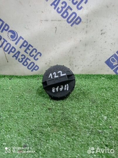 Крышка бензобака Kia Spectra седан 1.6 S6D 2007